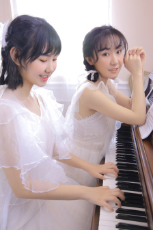 美人如画